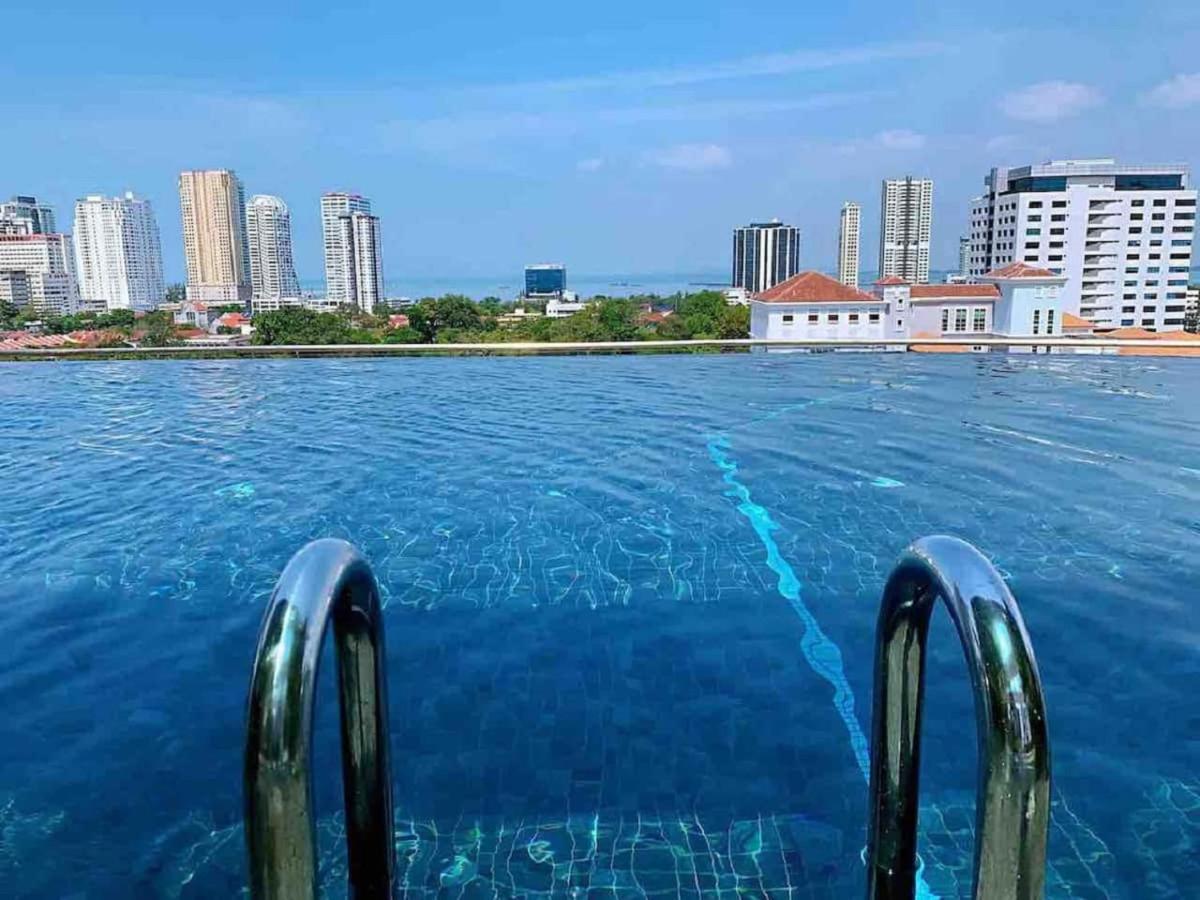 Tropicana 218 Macalister Netflix Seaview George Town Ngoại thất bức ảnh